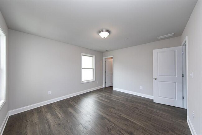 Building Photo - 207 Jonquil Spring Rd
