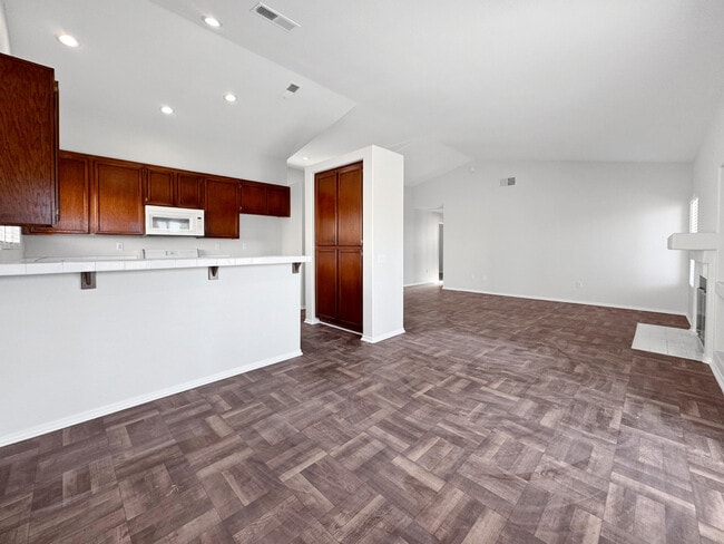 Building Photo - 78720 W Harland Dr