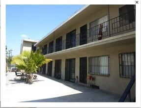 All units have secured door / Court Yard - 926 S Lake St - Room for Rent w/ Private Bath