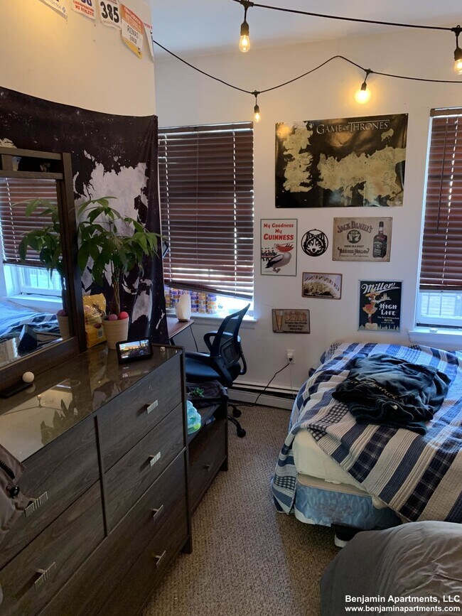 Building Photo - 480 Massachusetts Ave