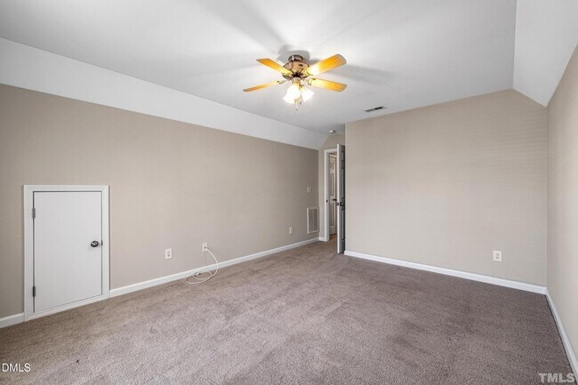 Building Photo - 7954 Willowglen Dr