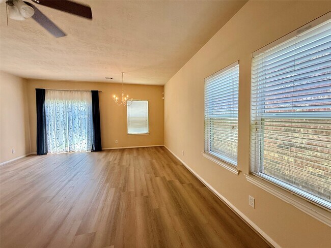 Building Photo - 8206 Malago Point Dr