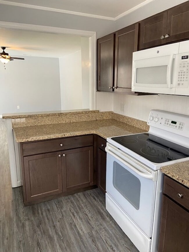 Building Photo - Necently updated Downtown Chelsea Ranch