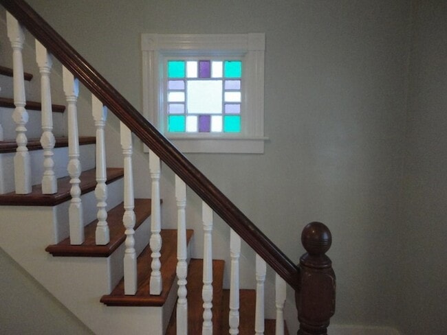 Building Photo - 39 E Bowery St