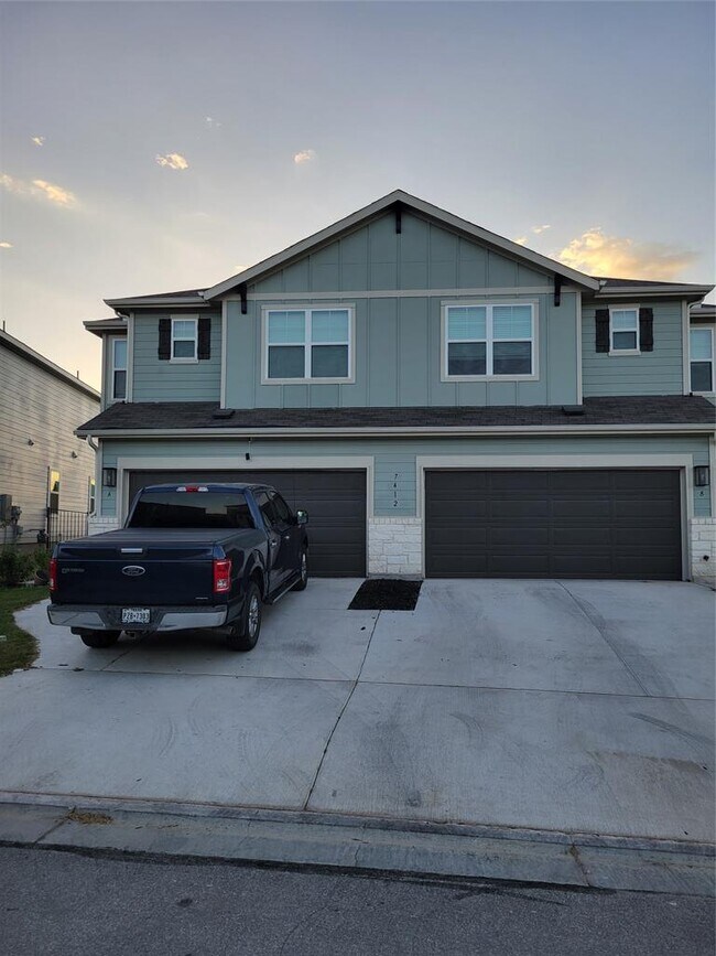 Building Photo - 7412 Sparkling Light Dr