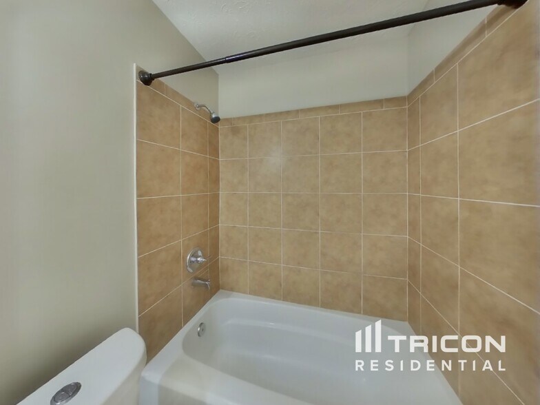 Building Photo - 203 Coldsprings Ct