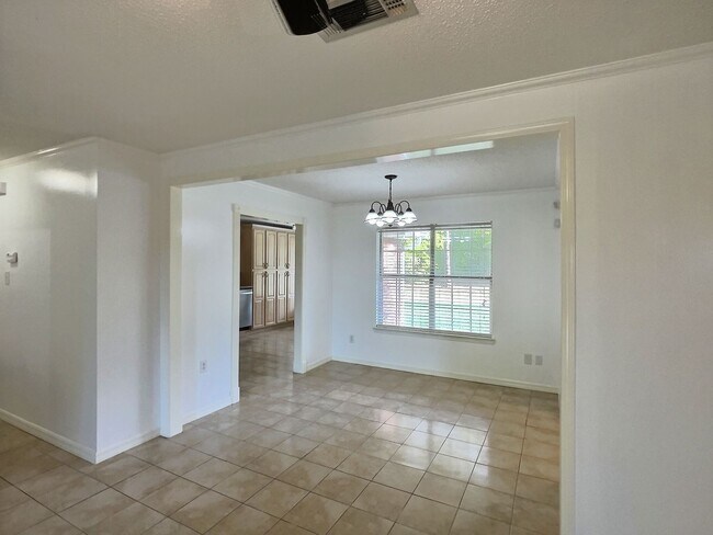 Building Photo - 3-bedroom 2-bathroom home in Vancleave, MS!