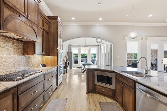 Building Photo - 6630 Caliche Cir