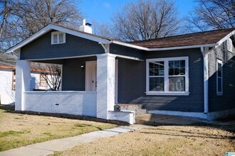 Building Photo - 314 43rd St