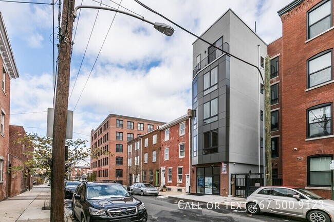 Building Photo - Absolutely Gorgeous  Newly Built Apartment...