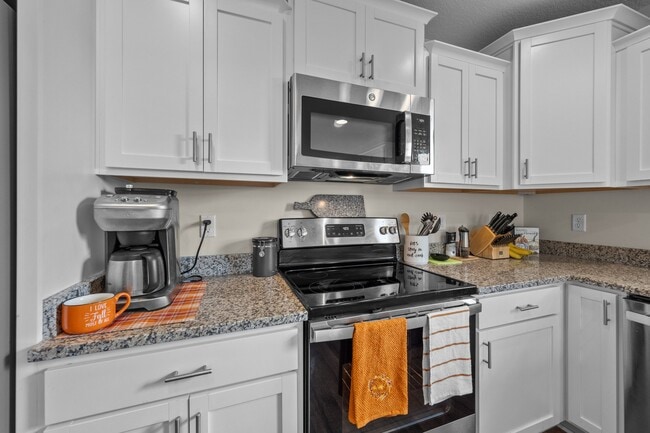 Building Photo - 517 Indigo Johnston Dr