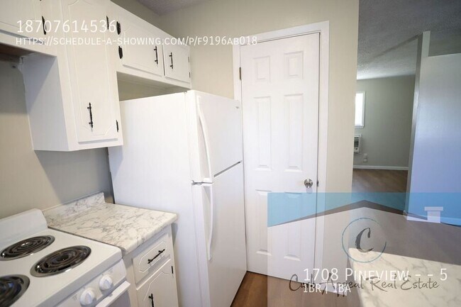 Building Photo - 1708 Pineview St