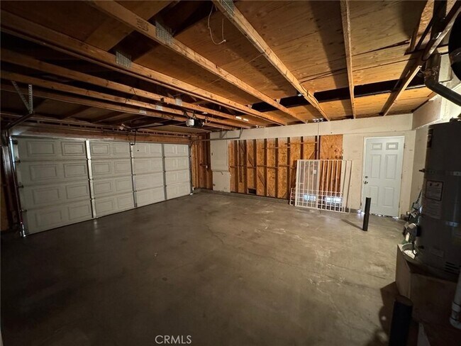 Building Photo - 1229 Onyx Dr