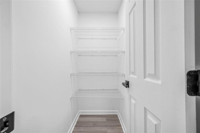 Building Photo - 1523 NE 1st Ave