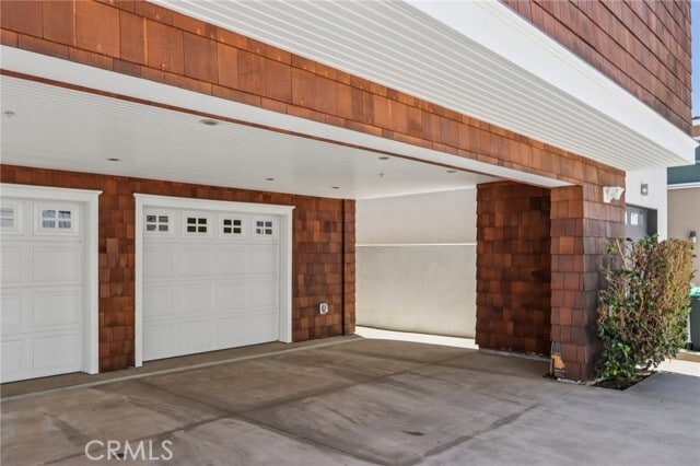 Building Photo - 611 Marigold Ave