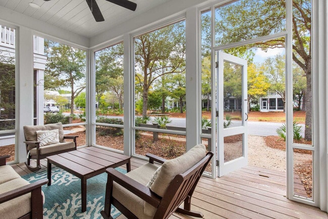 Building Photo - 80 East Royal Fern Way