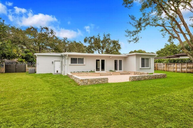 Building Photo - 6110 SW 79th St