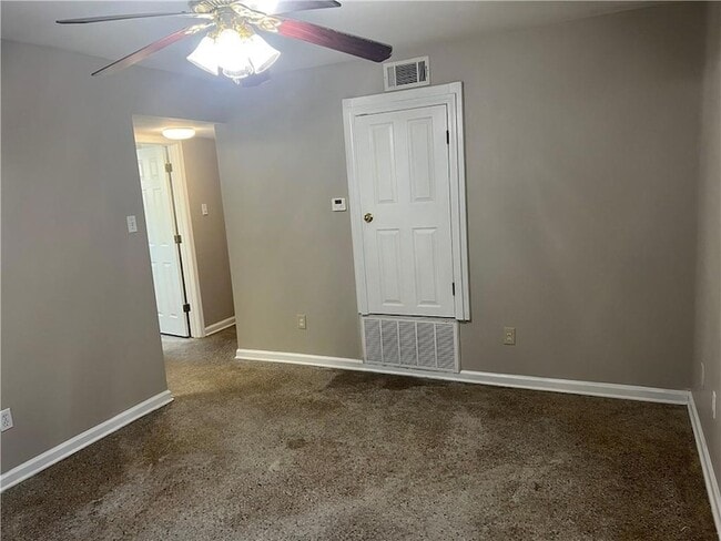 Building Photo - 7612 W Judge Perez Dr