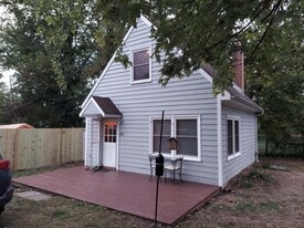Building Photo - 311 Newton Aly