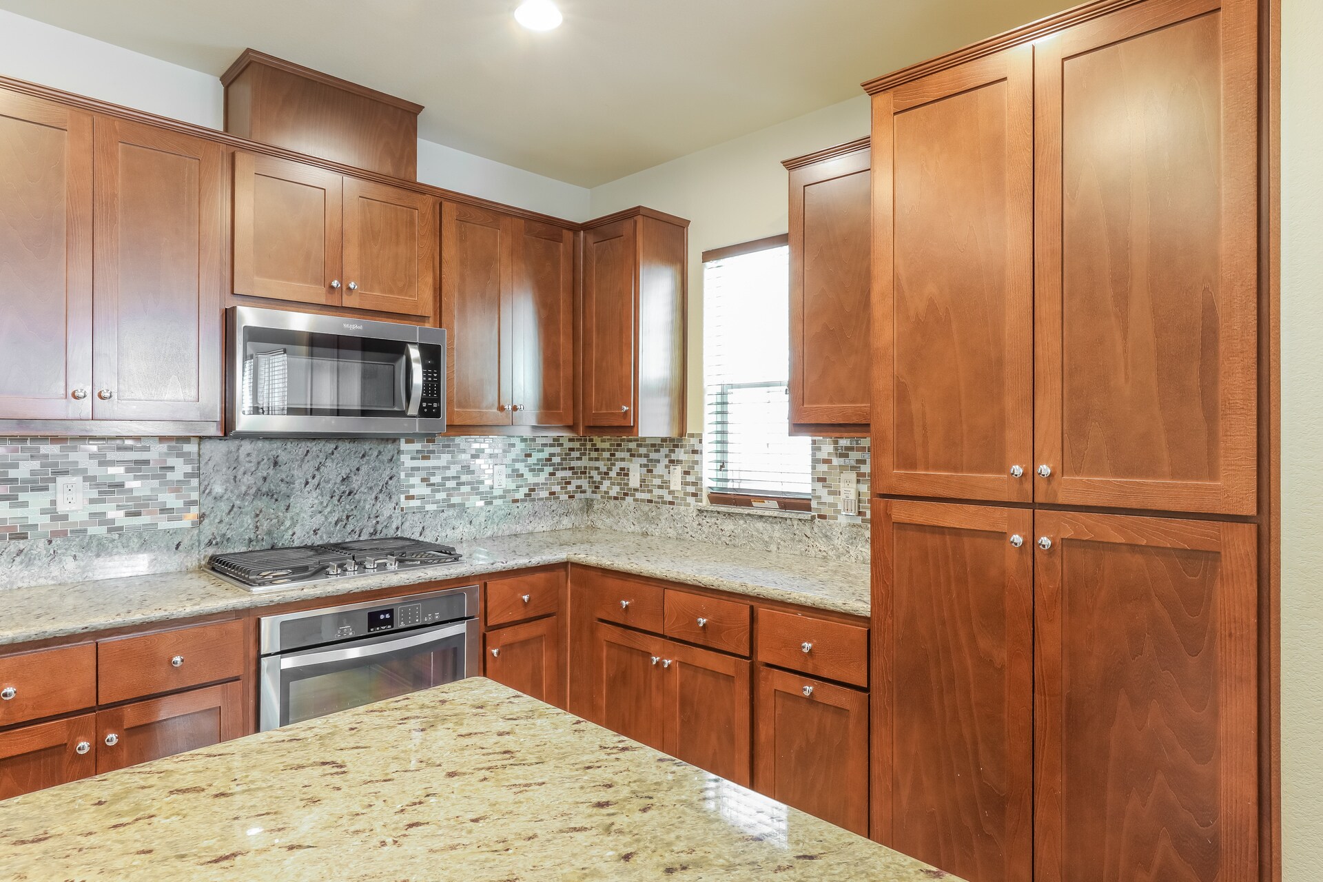 Building Photo - 1591 Sylvia St