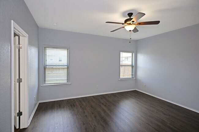 Building Photo - 133 Buttercup Bnd