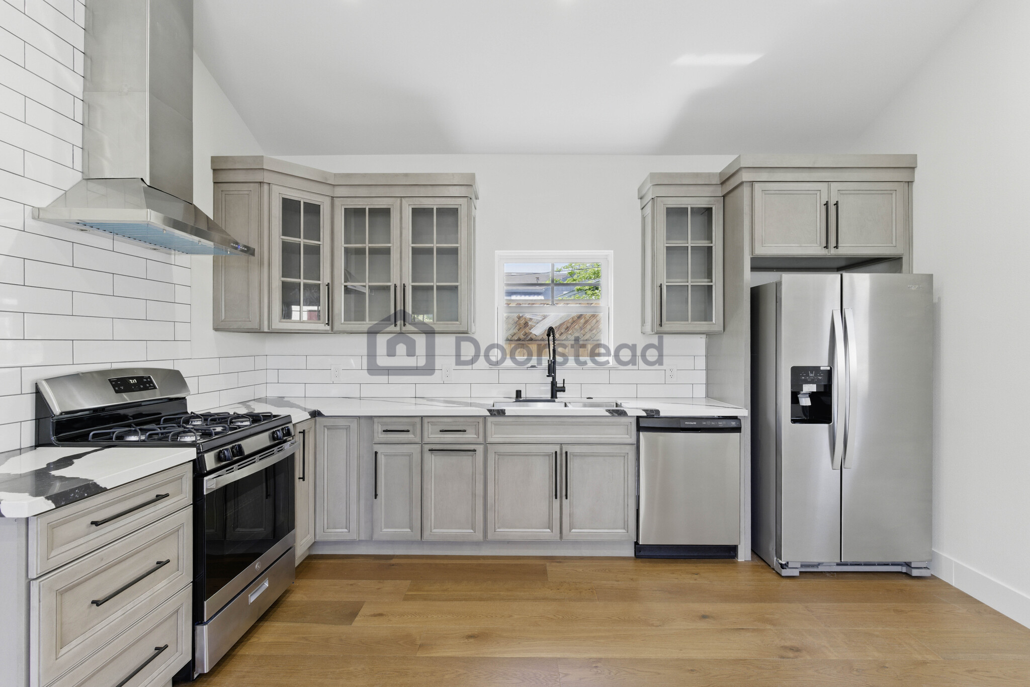 Building Photo - 3012 Pacheco Blvd