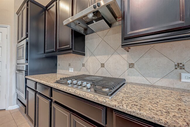 Building Photo - 22019 Flashing Ridge Dr