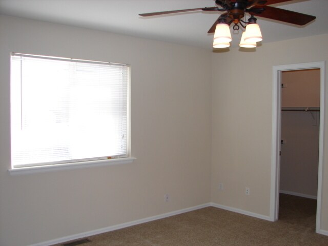 Building Photo - 5065 Stone Fence Dr