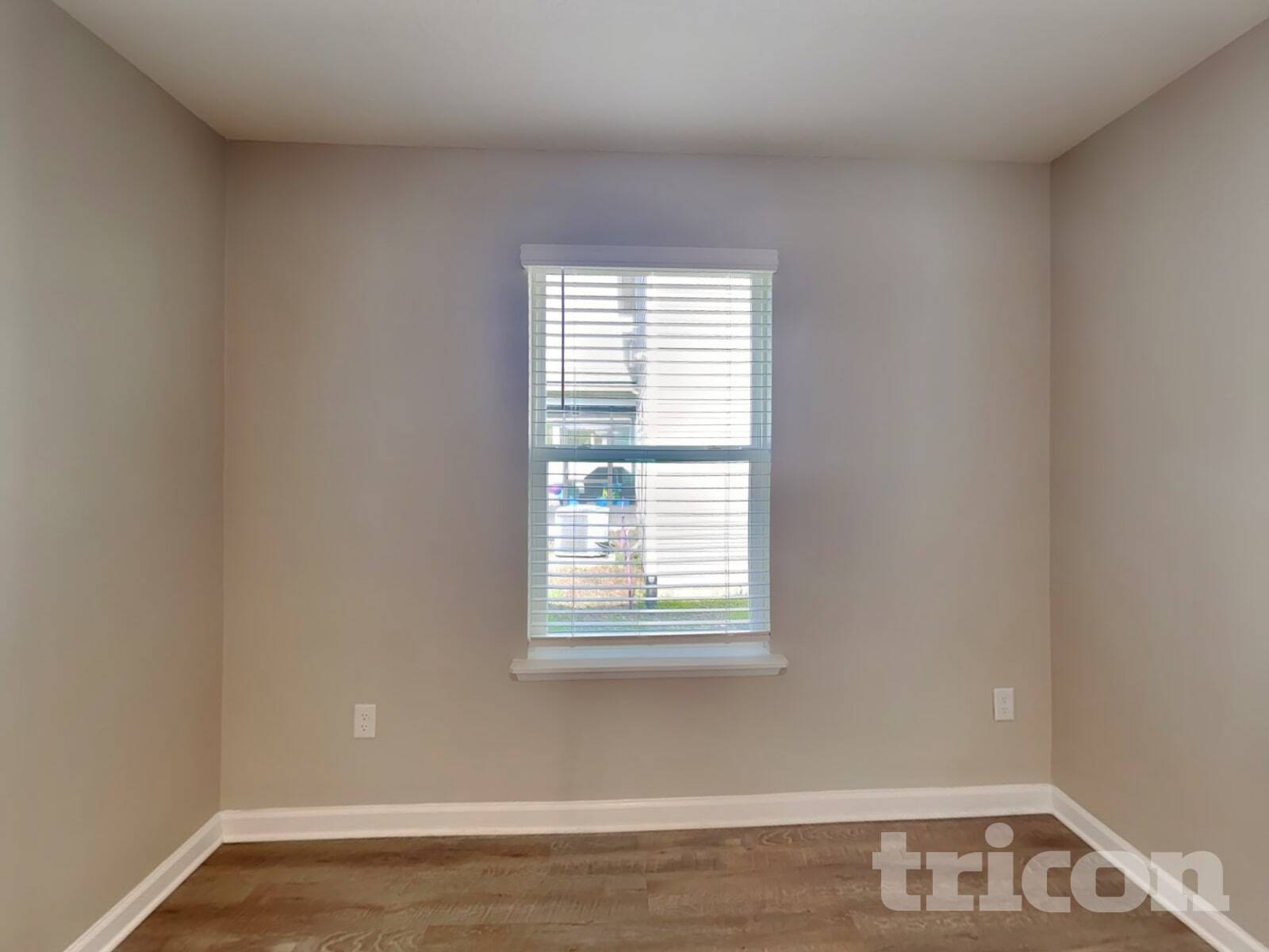 Building Photo - 470 Chandler Dr