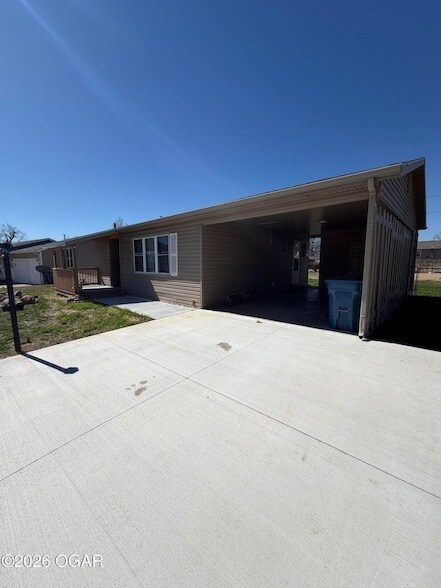 Building Photo - 2312 S Patterson Ave