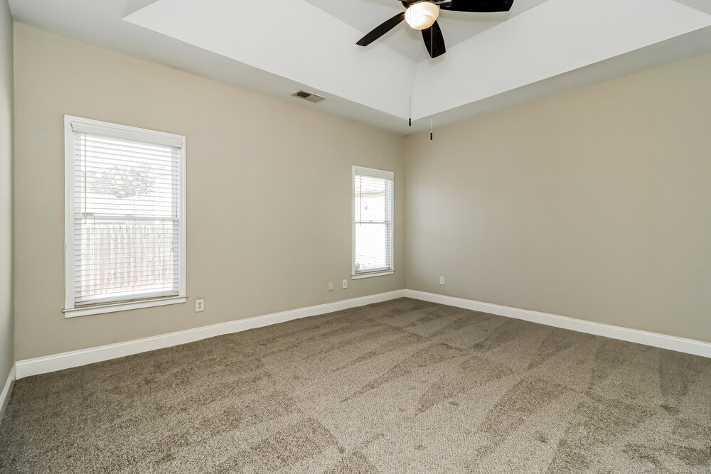 Building Photo - 49 Celtic Ct