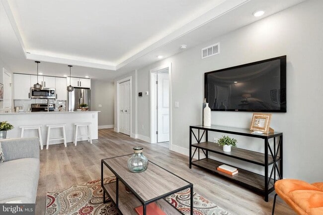 Building Photo - 1223 N 7th St