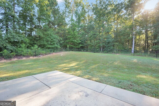 Building Photo - 133 Sea Shore Cir