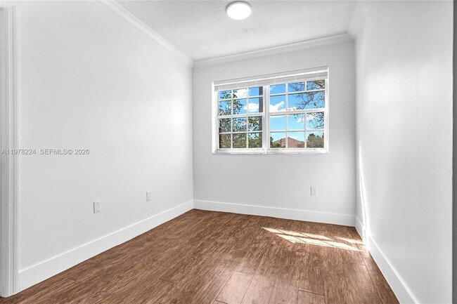 Building Photo - 101 SW 117th Ave