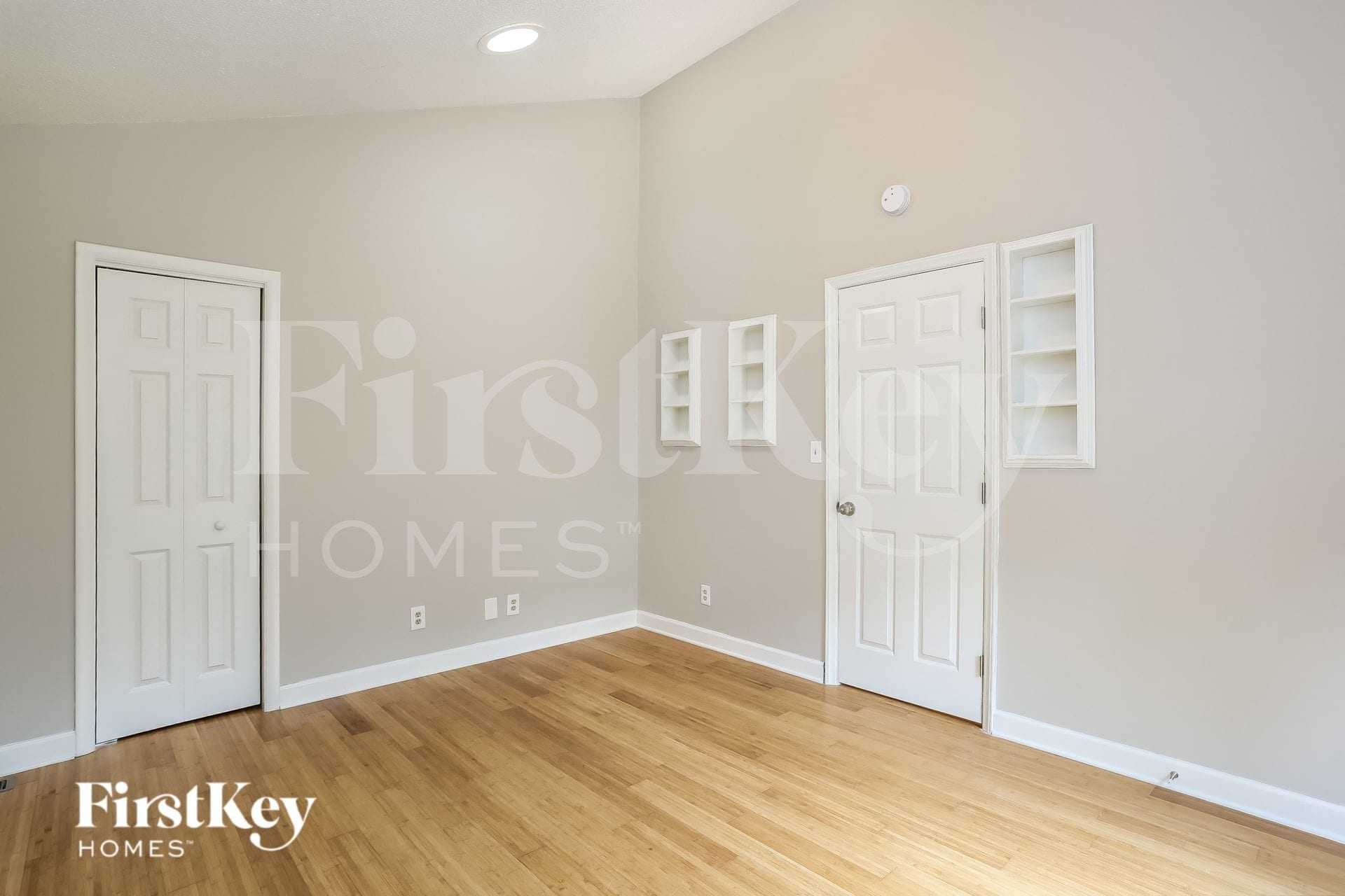 Building Photo - 104 Solway Ct