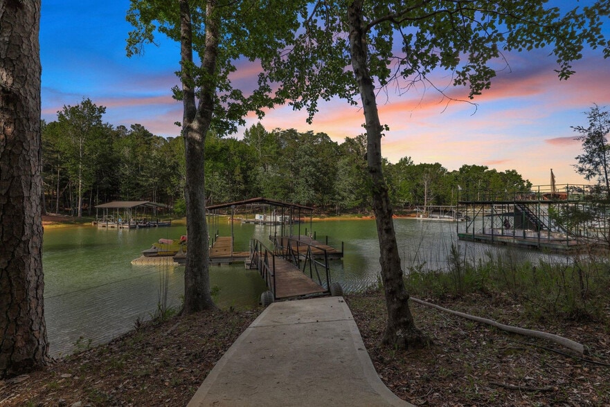 Building Photo - 1767 Milltown Rd