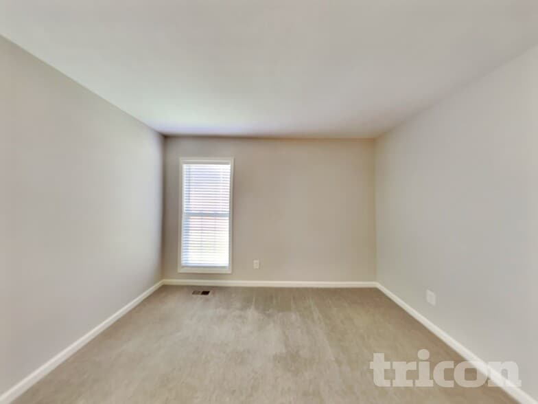 Building Photo - 138 Putter Point Dr