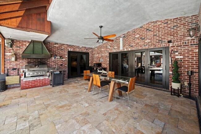 Building Photo - 4501 Briarcliff Ln