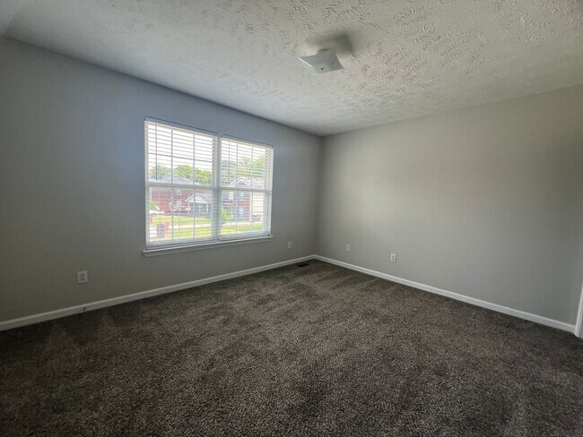 Building Photo - 1503 Center Pt