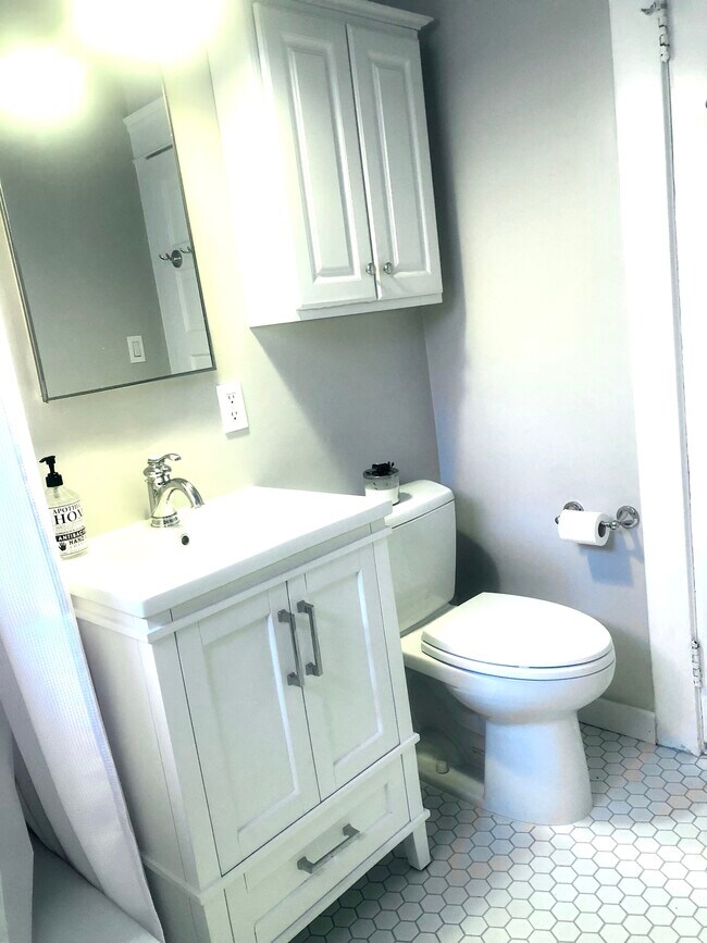 Updated Bathroom. - 232 Market St