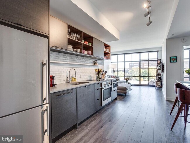 Building Photo - 2030 8th St NW