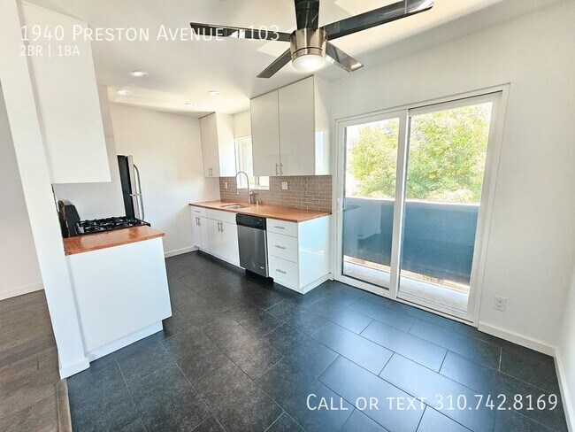 Building Photo - 1940 Preston Ave