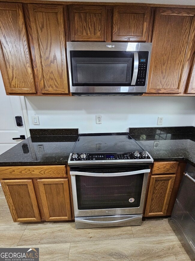 Building Photo - 1252 Lawrenceville-Suwanee Rd