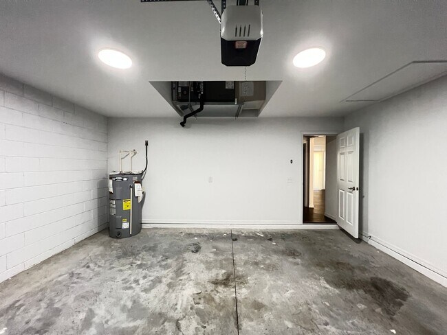 Building Photo - 111 Fisher Rd