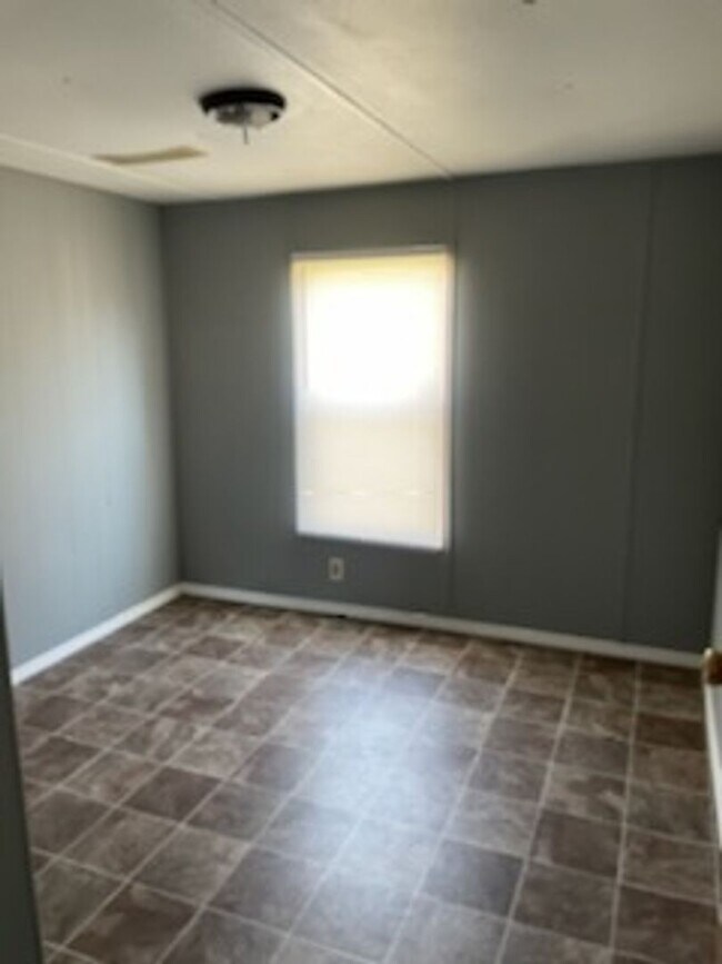 Building Photo - 106 133rd Street