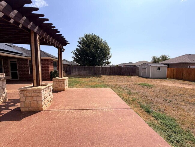 Building Photo - Pictures coming soon!