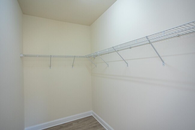 Building Photo - 161 Howard Ln