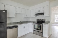 Interior Photo - Villas At Panthersville Apartment Homes*