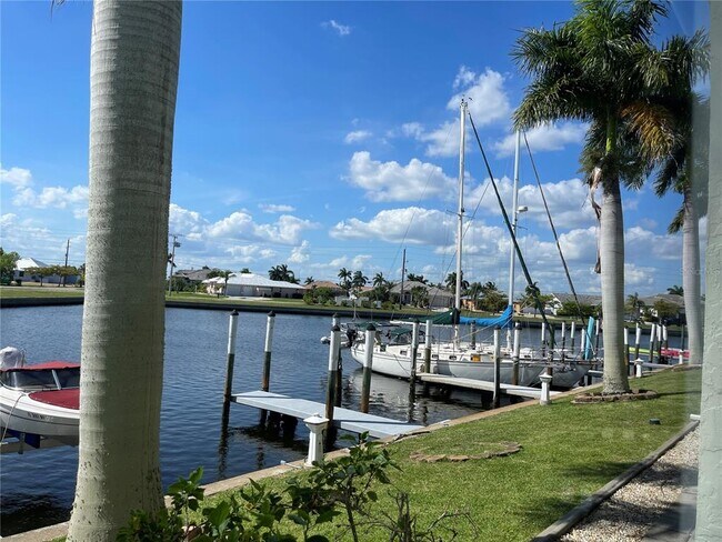 Building Photo - 3600 Bal Harbor Blvd