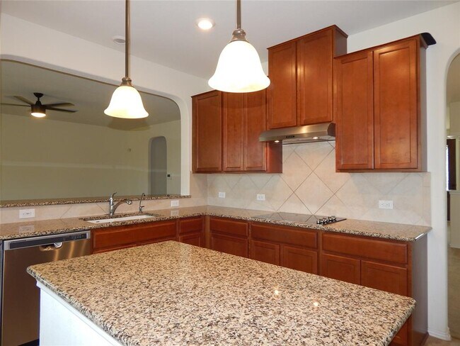Building Photo - 358 Alamosa Dr
